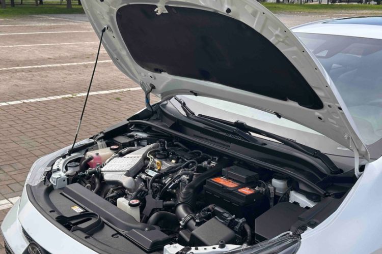 Used Toyota Levin 2021 185T CVT Luxury Edition Engine Bay