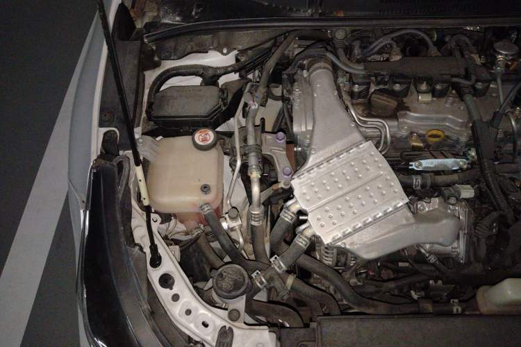 Used Toyota Levin 2021 185T CVT Sport Edition Engine Bay Right