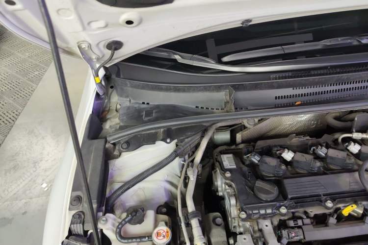 Used Toyota Levin 2021 2.0L Luxury Edition Engine Bay Right