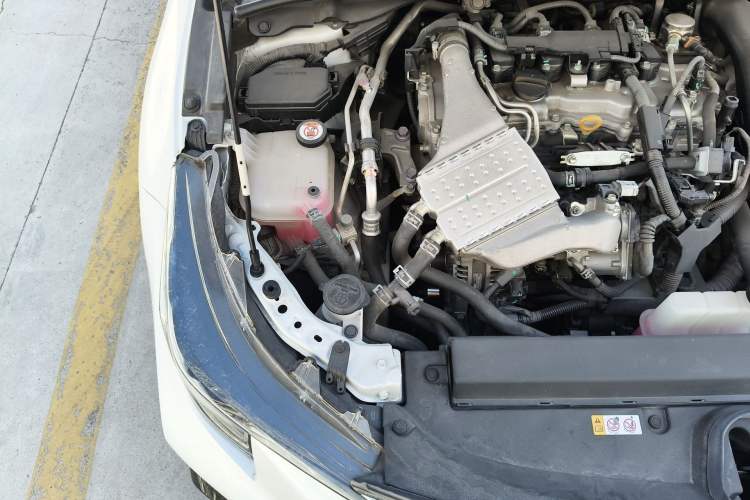 Used Toyota Levin 2021 185T CVT Sport Edition Engine Bay Right