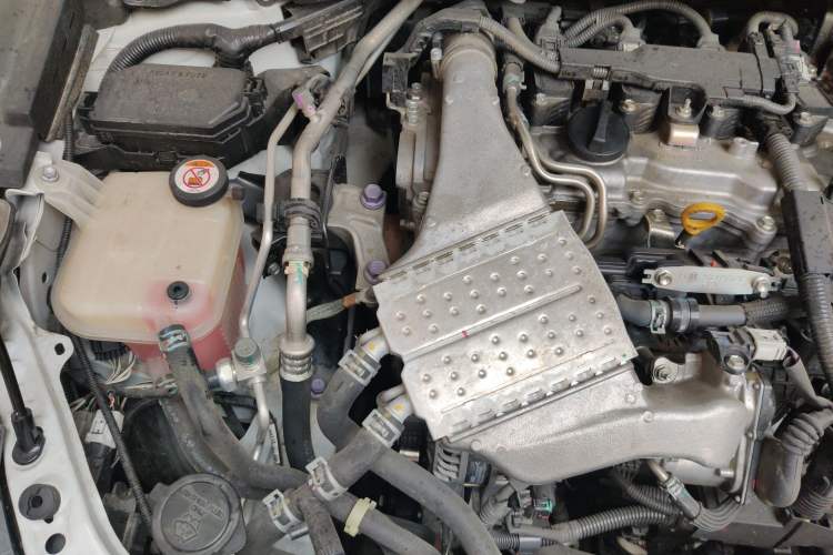 Used Toyota Levin 2021 185T CVT Sport Edition Engine Bay Right