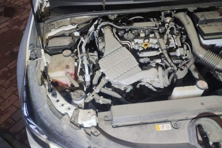 Used Toyota Levin 2021 185T CVT Luxury Edition Engine Bay Right