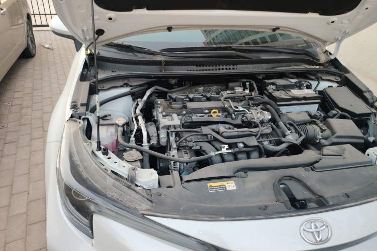 Used Toyota Levin 2021 2.0L Luxury Edition Engine Bay Right