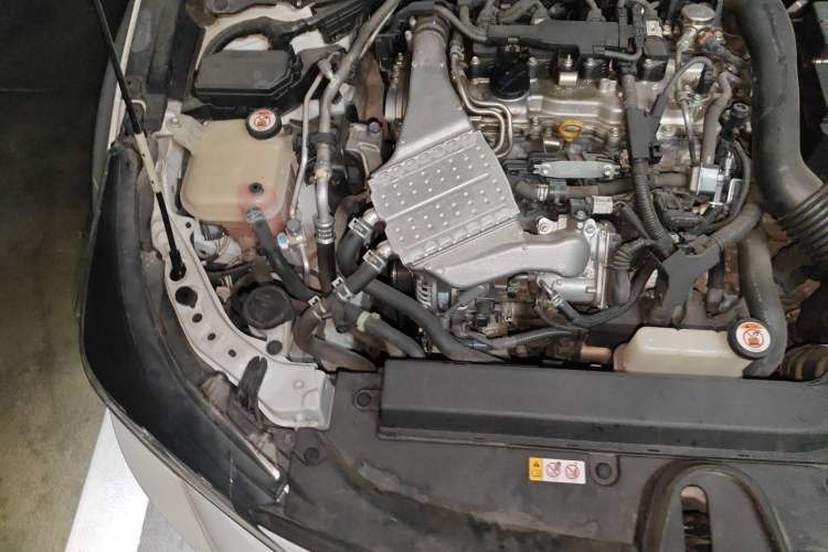 Used Toyota Levin 2021 185T CVT Luxury Edition Engine Bay Right