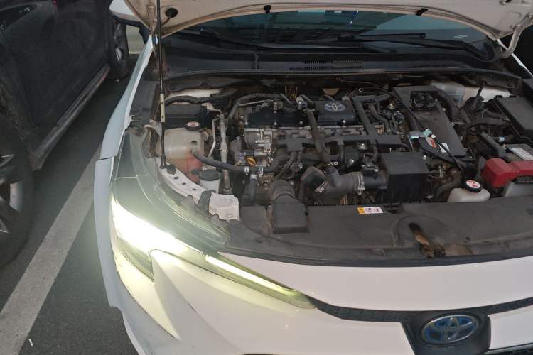 Used Toyota Levin 2021 Dual-Engine 1.8H E-CVT Luxury Edition Engine Bay Right
