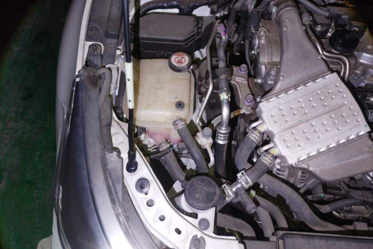 Used Toyota Levin 2021 185T CVT Sport Edition Engine Bay Right