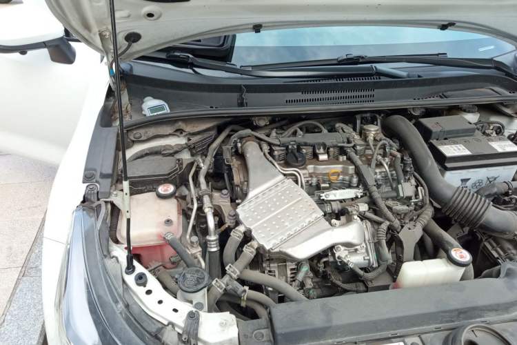 Used Toyota Levin 2021 185T CVT Luxury Edition Engine Bay Right