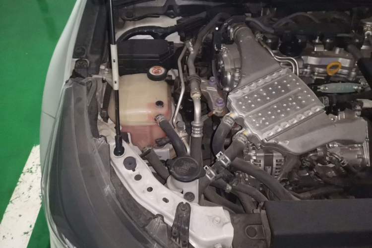 Used Toyota Levin 2021 185T CVT Luxury Edition Engine Bay Right