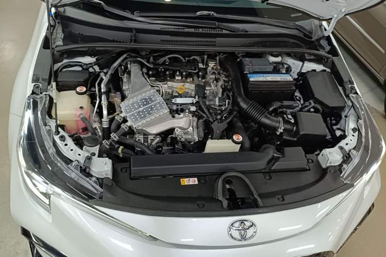 Used Toyota Levin 2021 185T CVT Sport Edition Engine Bay