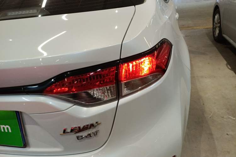 Used Toyota Levin 2021 185T CVT Luxury Edition Exterior 3