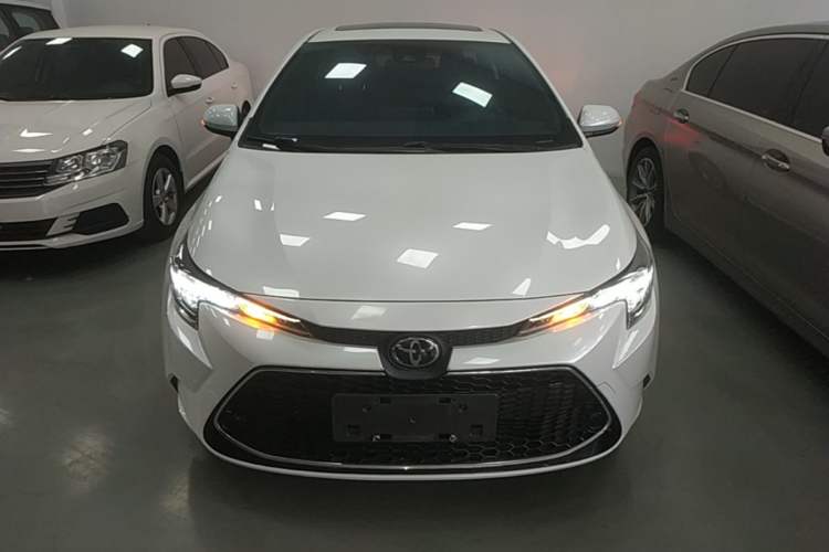 Used Toyota Levin 2021 185T CVT Luxury Edition Front