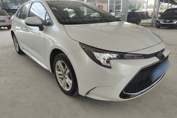 Used Toyota Levin 2021 185T CVT Luxury Edition Front Right 45 Deg