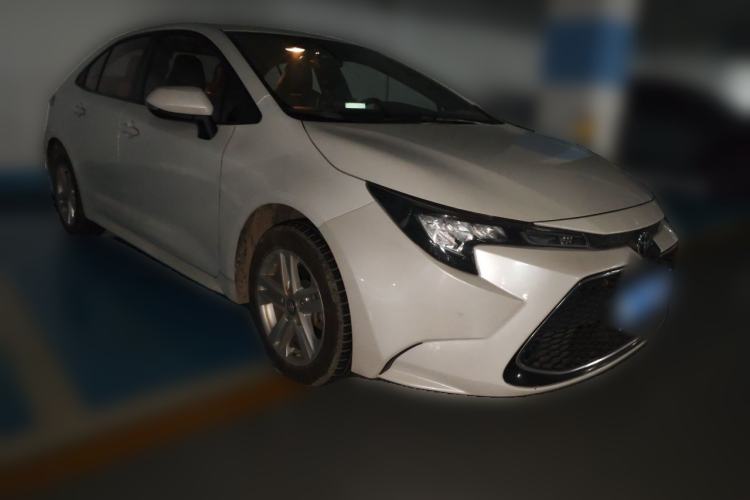 Used Toyota Levin 2021 185T CVT Luxury Edition Front Right 45 Deg