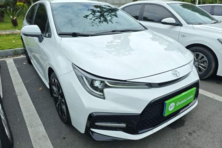 Used Toyota Levin 2021 185T CVT Sport Edition Front Right 45 Deg