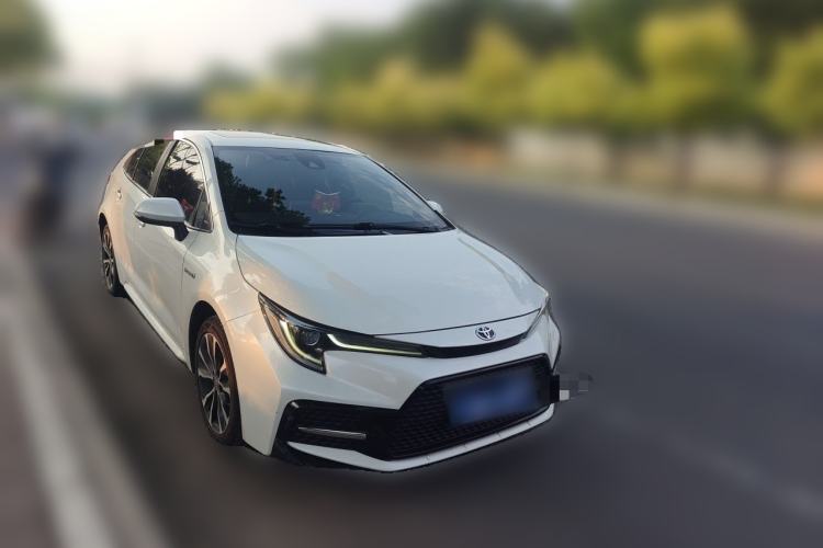 Used Toyota Levin 2021 Dual-Motor 1.8H E-CVT Sport Edition Front Right 45 Deg