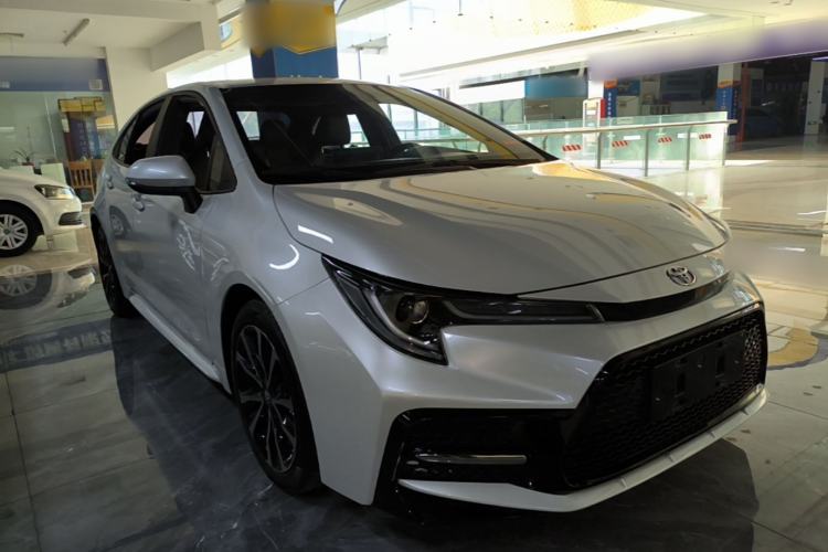 Used Toyota Levin 2021 185T CVT Sport Edition Front Right 45 Deg
