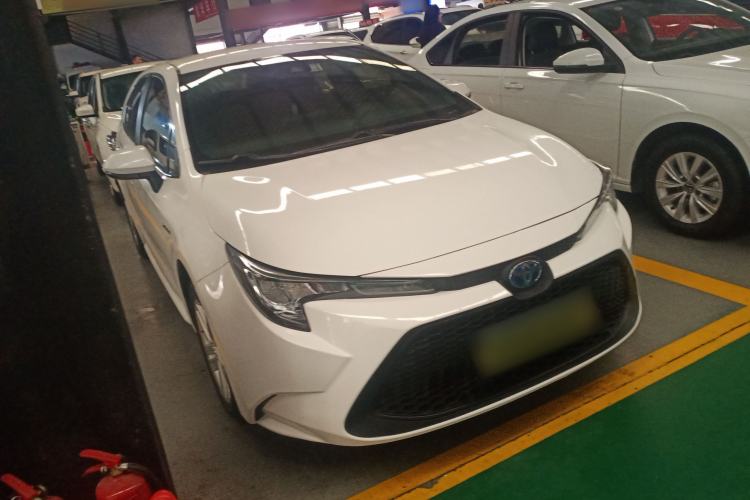 Used Toyota Levin 2021 Dual-Motor 1.8H E-CVT Leading Edition Front Right 45 Deg