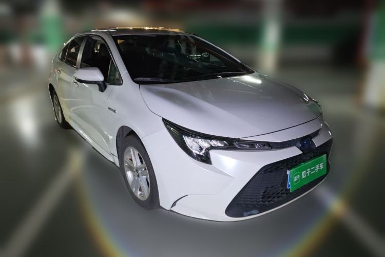 Used Toyota Levin 2021 Dual-Motor 1.8H E-CVT Leading Edition Front Right 45 Deg