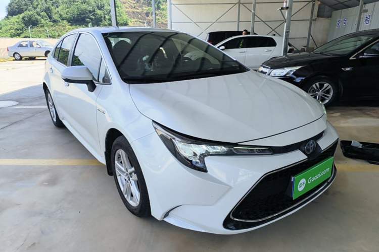 Used Toyota Levin 2021 Dual-Engine 1.8H E-CVT Luxury Edition Front Right 45 Deg