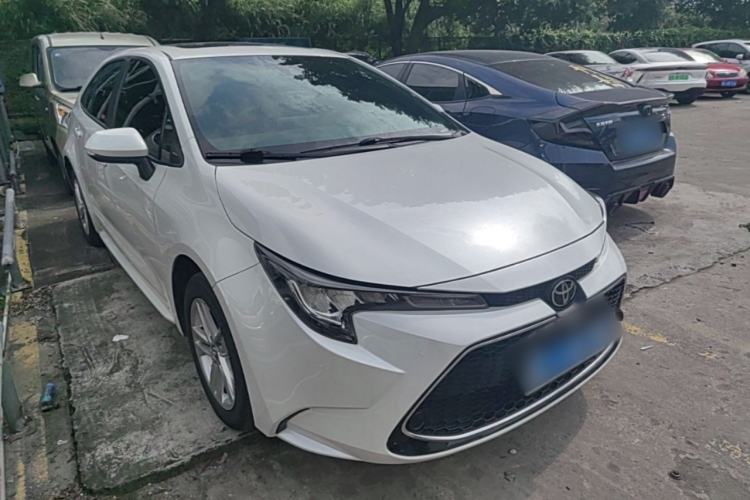 Used Toyota Levin 2021 185T CVT Luxury Edition Front Right 45 Deg