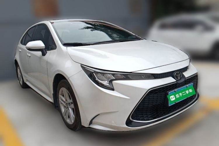 Used Toyota Levin 2021 185T CVT Luxury Edition Front Right 45 Deg