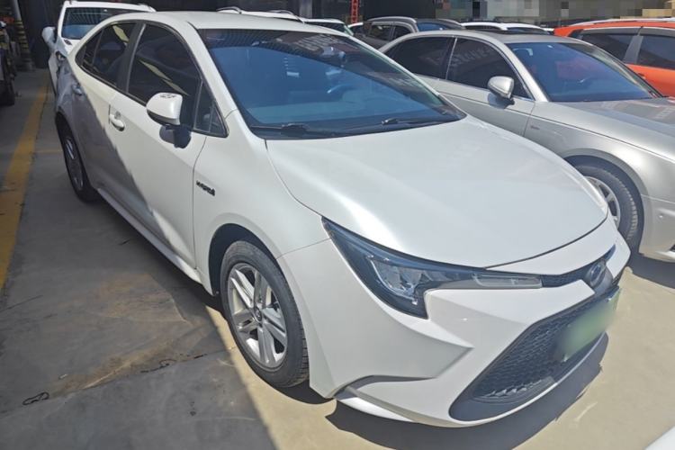 Used Toyota Levin 2021 Dual-Motor 1.8H E-CVT Leading Edition Front Right 45 Deg