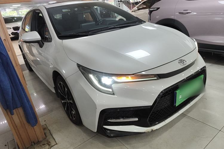 Used Toyota Levin 2021 185T CVT Sport Edition Front Right 45 Deg