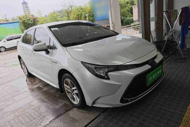 Used Toyota Levin 2021 Dual-Engine 1.8H E-CVT Luxury Edition Front Right 45 Deg