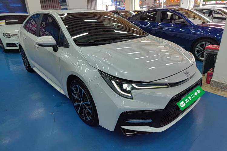 Used Toyota Levin 2021 185T CVT Sport Edition Front Right 45 Deg