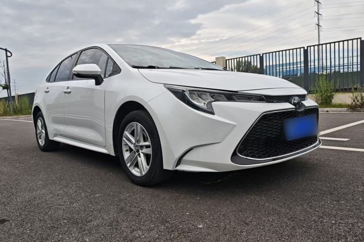 Used Toyota Levin 2021 185T CVT Luxury Edition Front Right 45 Deg