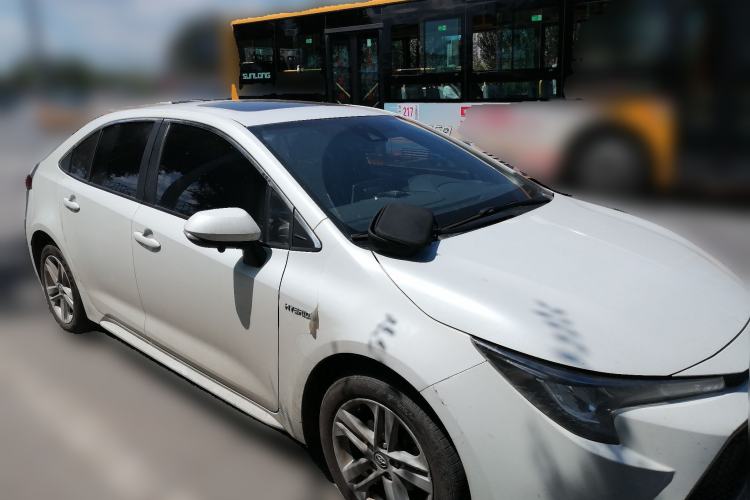 Used Toyota Levin 2021 Dual-Engine 1.8H E-CVT Luxury Edition Front Right 45 Deg