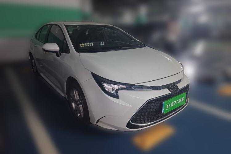 Used Toyota Levin 2021 185T CVT Luxury Edition Front Right 45 Deg