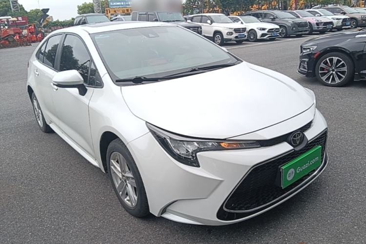 Used Toyota Levin 2021 185T CVT Luxury Edition Front Right 45 Deg