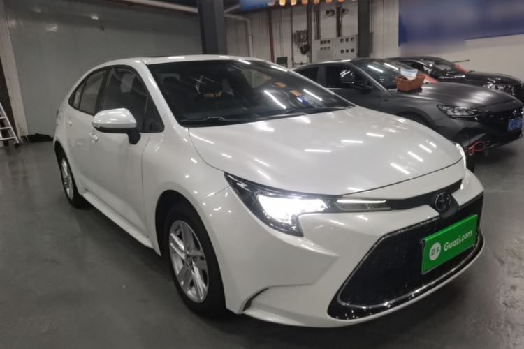Used Toyota Levin 2021 185T CVT Luxury Edition Front Right 45 Deg