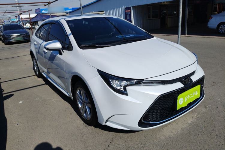 Used Toyota Levin 2021 185T CVT Luxury Edition Front Right 45 Deg