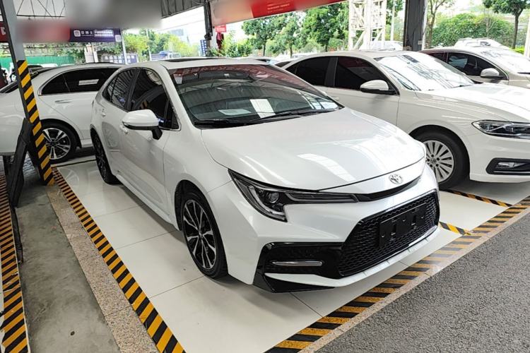 Used Toyota Levin 2021 185T CVT Sport Edition Front Right 45 Deg