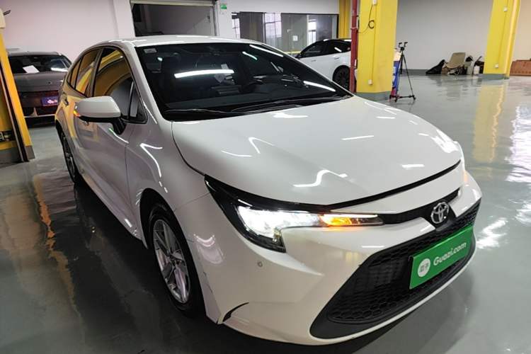 Used Toyota Levin 2021 185T CVT Entry-Level Version Front Right 45 Deg