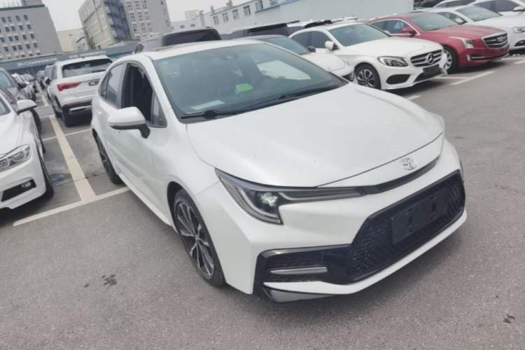 Used Toyota Levin 2021 185T CVT Sport Edition Front Right 45 Deg