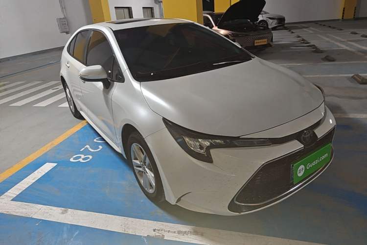 Used Toyota Levin 2021 185T CVT Luxury Edition Front Right 45 Deg