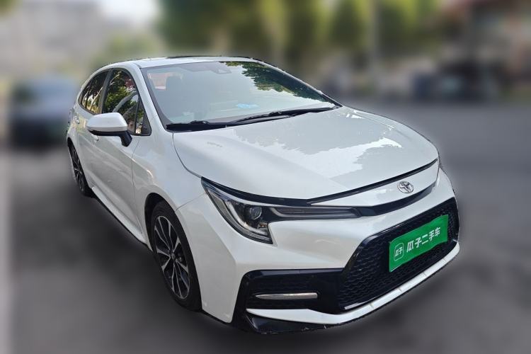 Used Toyota Levin 2021 185T CVT Sport Edition Front Right 45 Deg