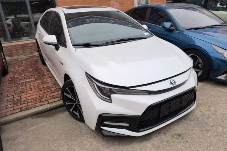 Used Toyota Levin 2021 Dual-Motor 1.8H E-CVT Sport Edition Front Right 45 Deg