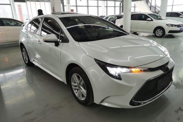 Used Toyota Levin 2021 185T CVT Luxury Edition Front Right 45 Deg