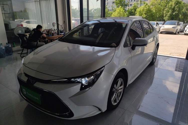 Used Toyota Levin 2021 185T CVT Luxury Edition Guazi used car, China used car export, Used car for sale, Used Toyota cars, Cheapest cars for sale