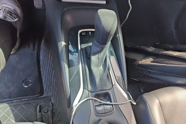 Used Toyota Levin 2021 Dual-Motor 1.8H E-CVT Tech Edition Gear Lever