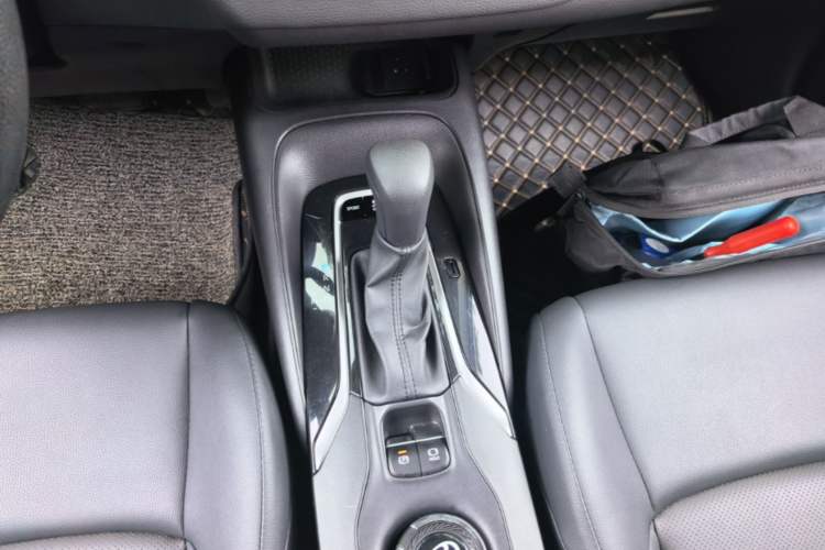 Used Toyota Levin 2021 2.0L Luxury Edition Gear Lever