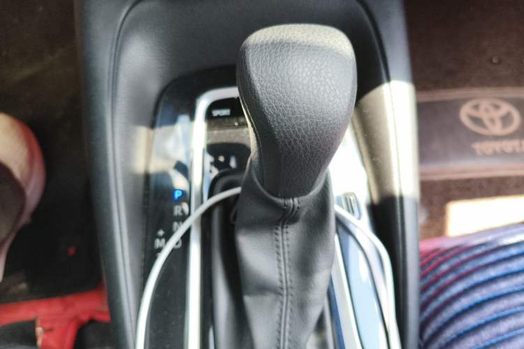 Used Toyota Levin 2021 185T CVT Luxury Edition Gear Lever