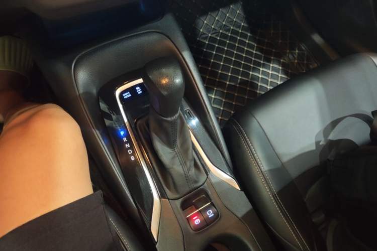 Used Toyota Levin 2021 Dual-Engine 1.8H E-CVT Luxury Edition Gear Lever
