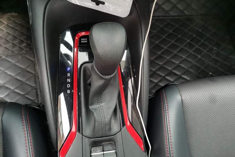Used Toyota Levin 2021 Dual-Motor 1.8H E-CVT Sport Edition Gear Lever
