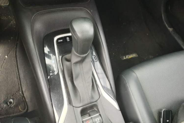 Used Toyota Levin 2021 185T CVT Luxury Edition Gear Lever