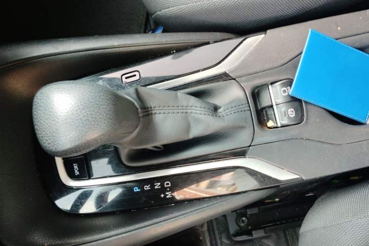 Used Toyota Levin 2021 185T CVT Luxury Edition Gear Lever